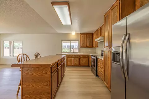 44940 Denmore Ave, Lancaster, CA 93535 photo 5