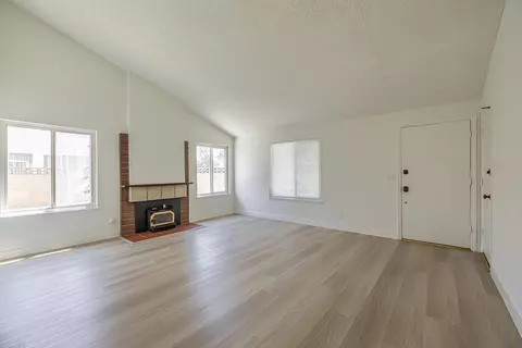 44940 Denmore Ave, Lancaster, CA 93535 photo 4