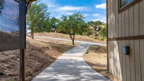 29650 San Joaquin Dr, Tehachapi, CA 93561 photo 28