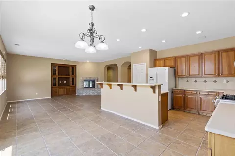 912 Georgia St, Tehachapi, CA 93561 photo 17