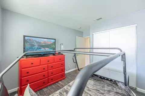 45712 Parkview Ln, Lancaster, CA 93535 photo 12