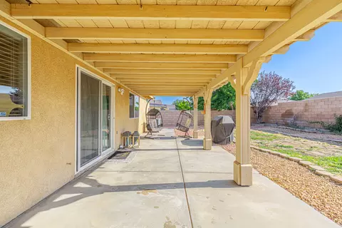 45712 Parkview Ln, Lancaster, CA 93535 photo 21