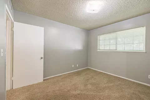 43826 Cedar Ave, Lancaster, CA 93534 photo 16