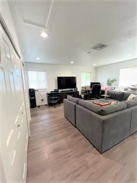 3309 Avenue H2 E, Lancaster, CA 93535 photo 4