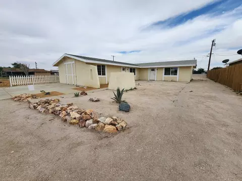 7742 Walpole Ave, California City, CA 93505