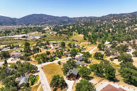 30002 Rollingoak Dr, Tehachapi, CA 93561 photo 64