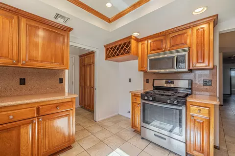 1123 Avenue J5 E, Lancaster, CA 93535 photo 4
