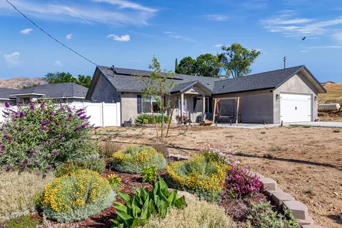 20101 Weston Ave, Tehachapi, CA 93561 photo 2