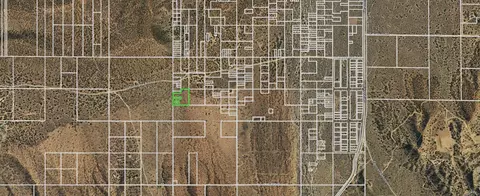 197 Th St E Vic Panorama Rd, Llano, CA 93544 photo 4