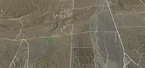 197 Th St E Vic Panorama Rd, Llano, CA 93544 photo 2