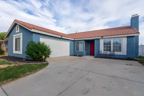 3636 Mt Lassen Ave, Rosamond, CA 93560