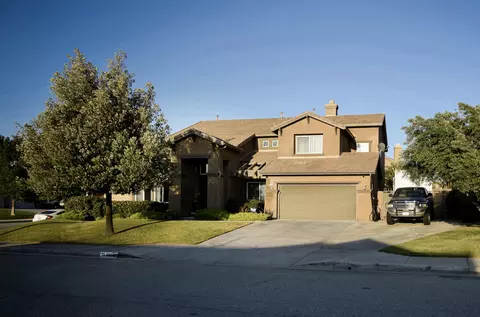42448 66th St W, Lancaster, CA 93536