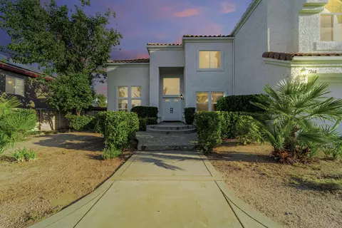7268 Sandpiper Dr, Lancaster, CA 93536