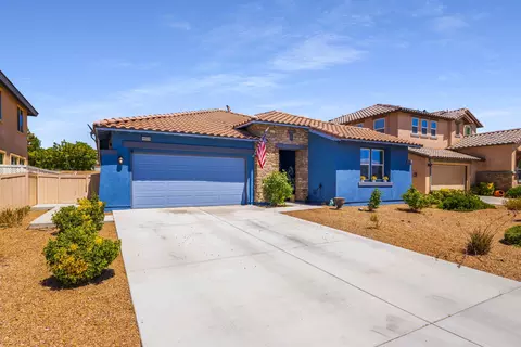44034 Coral Dr, Lancaster, CA 93536 photo 3