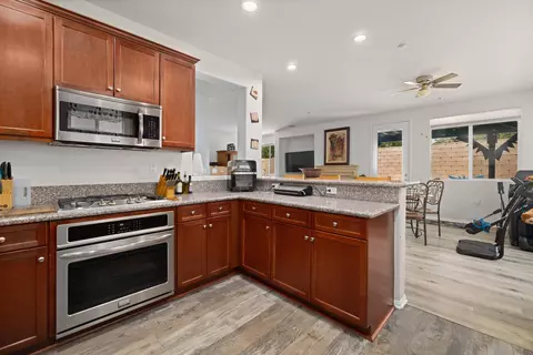 44034 Coral Dr, Lancaster, CA 93536 photo 5