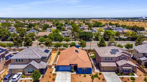44034 Coral Dr, Lancaster, CA 93536 photo 30