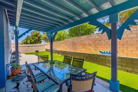 44034 Coral Dr, Lancaster, CA 93536 photo 29