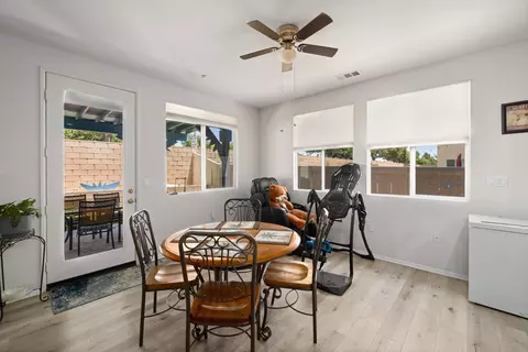 44034 Coral Dr, Lancaster, CA 93536 photo 11