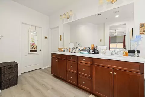 44034 Coral Dr, Lancaster, CA 93536 photo 19