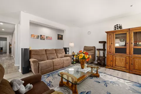 44034 Coral Dr, Lancaster, CA 93536 photo 14