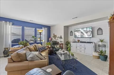 1005 Chris Ln, Tehachapi, CA 93561 photo 23
