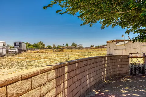 40542 156th St E, Lancaster, CA 93535 photo 8