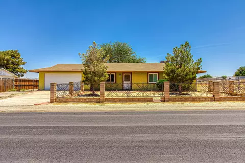 40542 156th St E, Lancaster, CA 93535 photo 2
