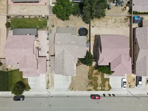 2031 Kettering St E, Lancaster, CA 93535 photo 25