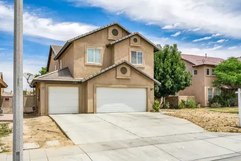 2031 Kettering St E, Lancaster, CA 93535