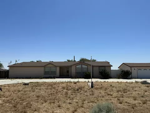 47642 90th St W, Lancaster, CA 93536