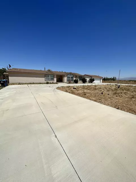 47642 90th St W, Lancaster, CA 93536 photo 3