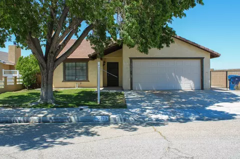 3529 Avenue J15 W, Lancaster, CA 93536