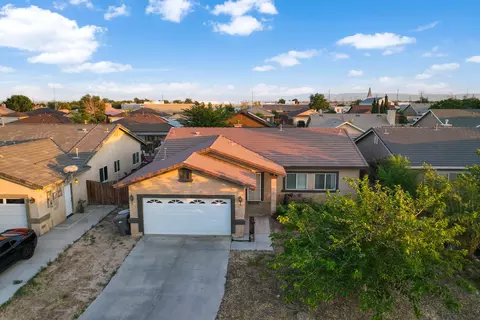 1414 Monte Vista Ave, Rosamond, CA 93560