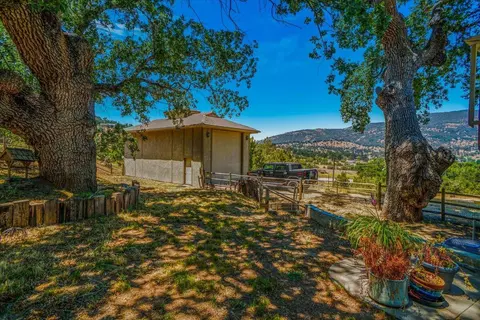 30300 Sunland Way, Tehachapi, CA 93561 photo 27