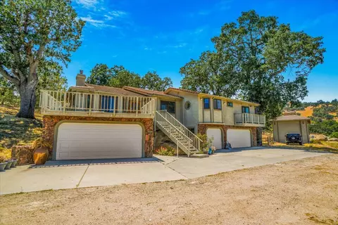 30300 Sunland Way, Tehachapi, CA 93561 photo 1