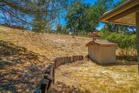 30300 Sunland Way, Tehachapi, CA 93561 photo 25