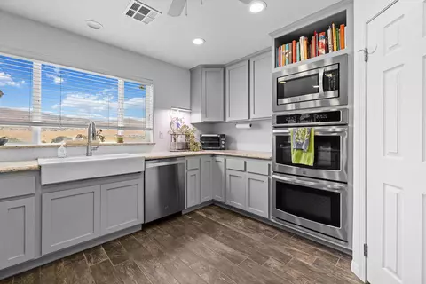 19305 Moon Dr, Tehachapi, CA 93561 photo 10