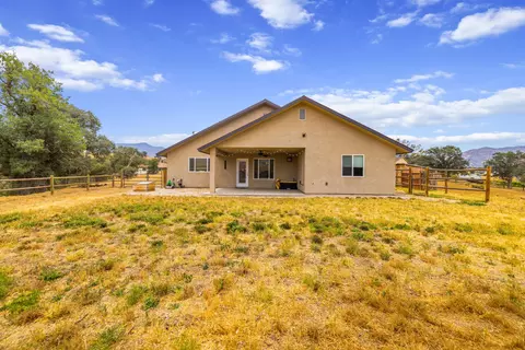 19305 Moon Dr, Tehachapi, CA 93561 photo 30