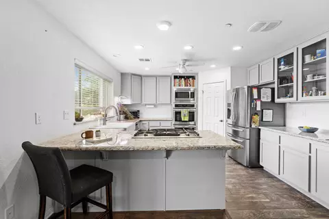 19305 Moon Dr, Tehachapi, CA 93561 photo 9