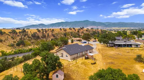 19305 Moon Dr, Tehachapi, CA 93561 photo 35