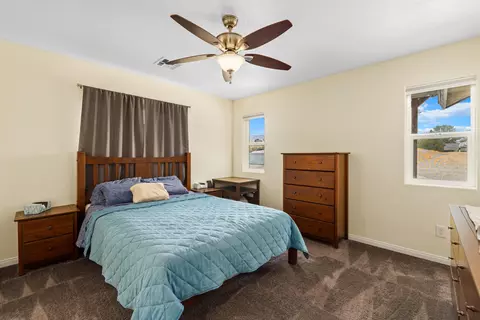 19305 Moon Dr, Tehachapi, CA 93561 photo 17