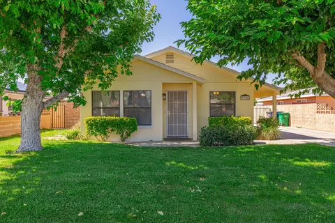5306 Ave L 8 W, Quartz Hill, CA 93536
