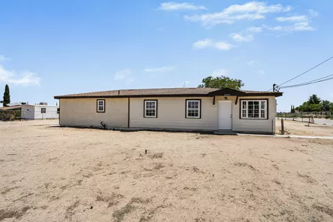 42604 7th St, Lancaster, CA 93535