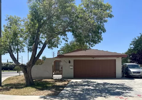 44801 Hanstead Ave, Lancaster, CA 93535