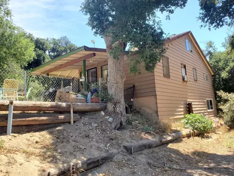 39430 Calle Laguna, Santa Clarita, CA 91390