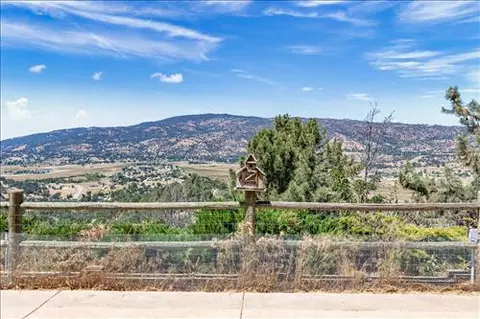 22501 Saddleback Dr, Tehachapi, CA 93561 photo 38