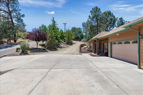 22501 Saddleback Dr, Tehachapi, CA 93561 photo 42
