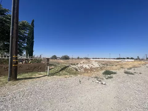 47 Th St S-8 Ave E, Palmdale, CA 93552 photo 5