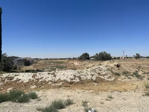 47 Th St S-8 Ave E, Palmdale, CA 93552 photo 8