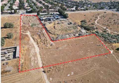 47 Th St S-8 Ave E, Palmdale, CA 93552